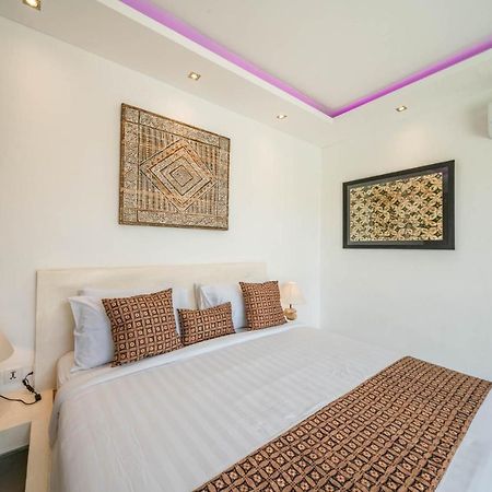 Villa Tira - Elegant 3Br In Central Seminyak 외부 사진